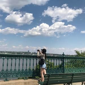 Meet your Posher, Yan